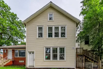 7BR Multi-Family for Sale in Chicago, IL