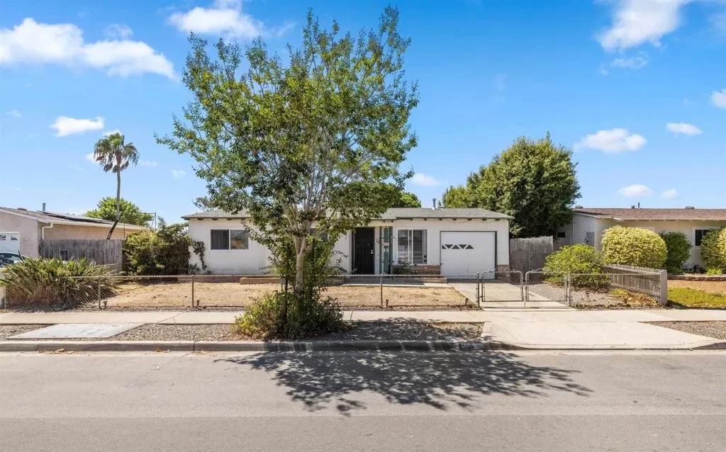 3BR House for Sale in San Diego, CA