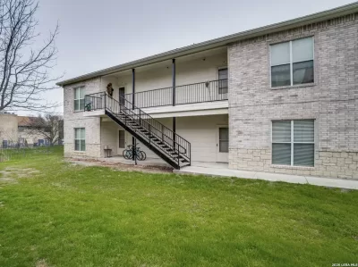 2BR House for Rent in San Antonio, TX