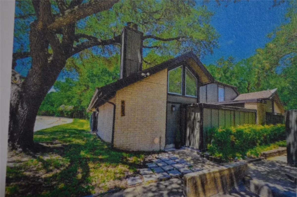 2BR Condo for Sale in Dallas, TX